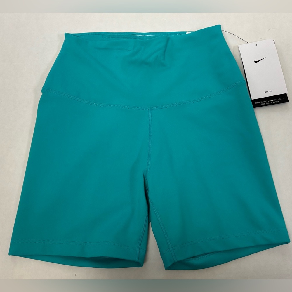 New! Nike One Dri-fit Shorts High Rise 5” Teal Color